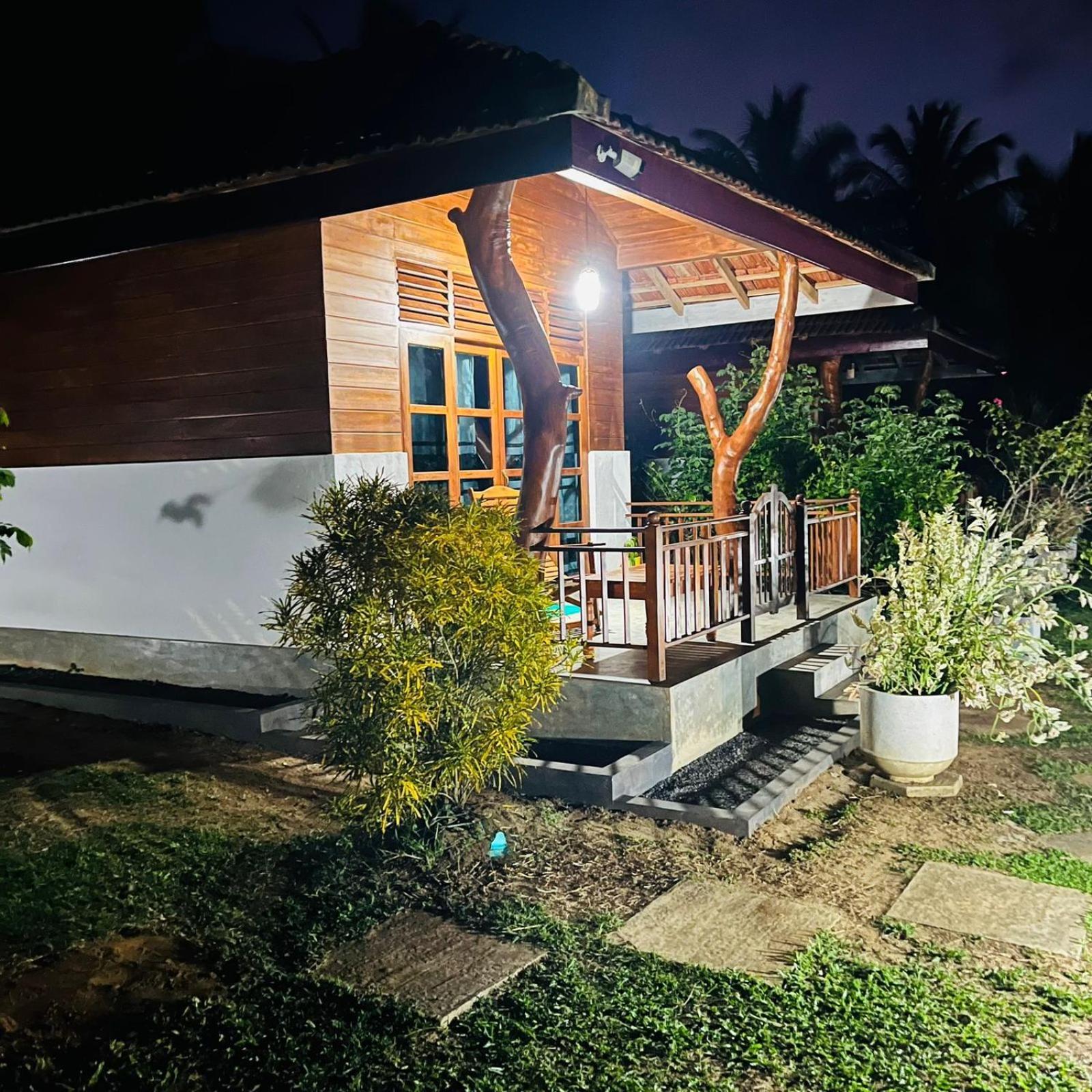 Hanguk Lanka Lagoon Villa Tangalle Exterior foto