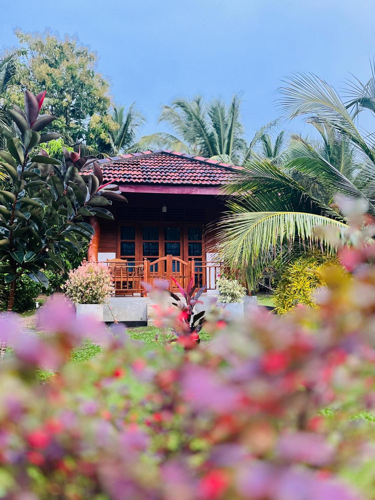 Hanguk Lanka Lagoon Villa Tangalle Exterior foto