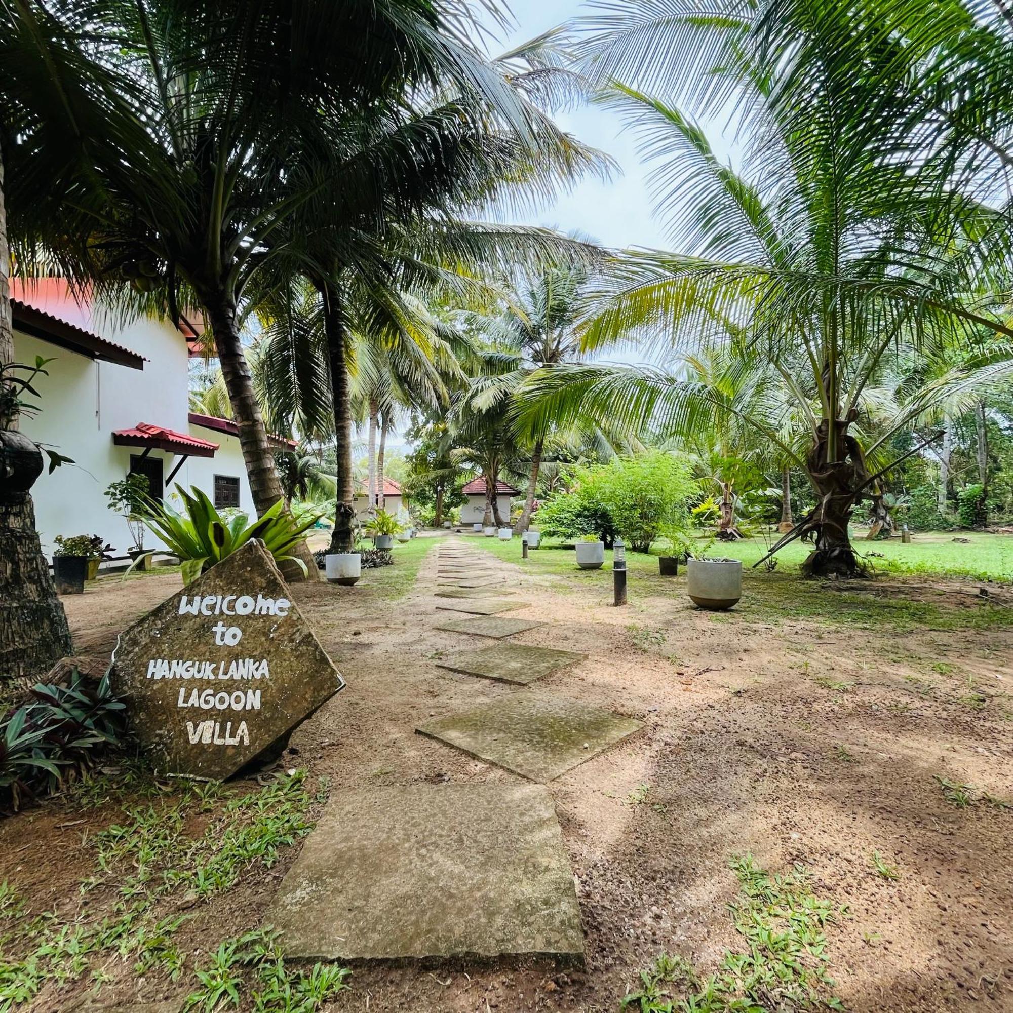 Hanguk Lanka Lagoon Villa Tangalle Exterior foto