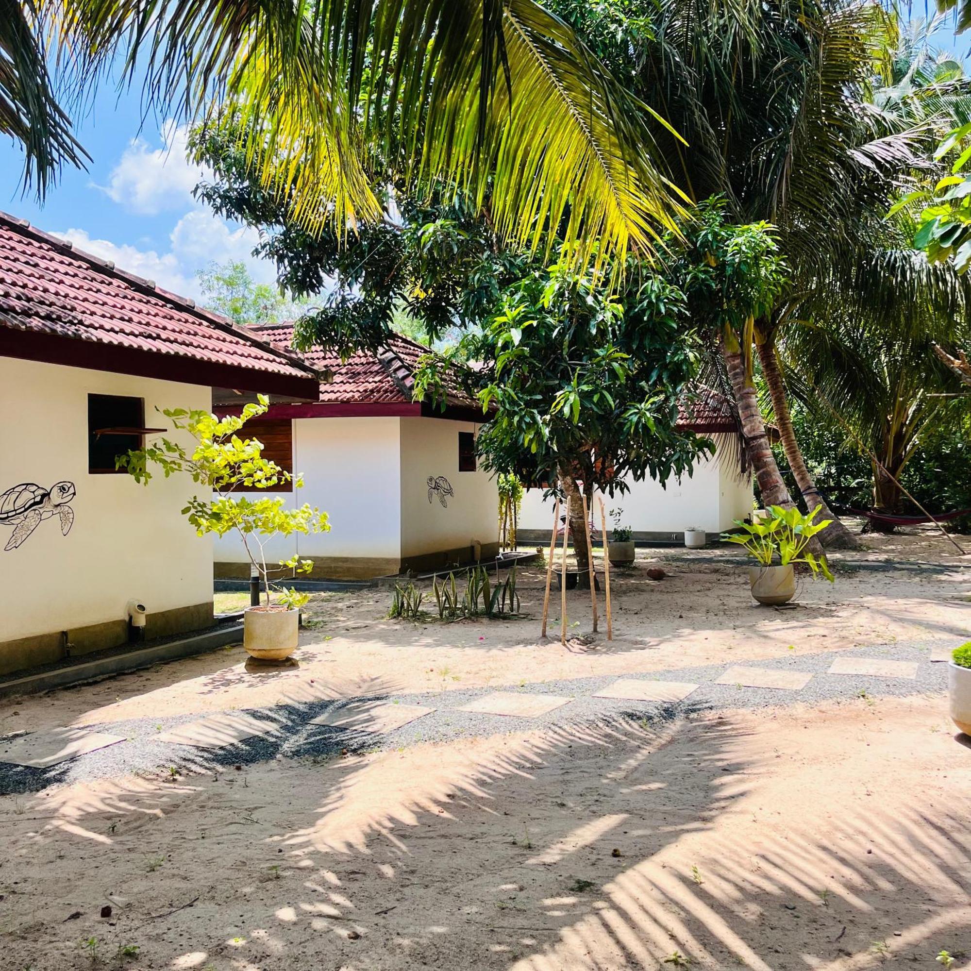 Hanguk Lanka Lagoon Villa Tangalle Exterior foto